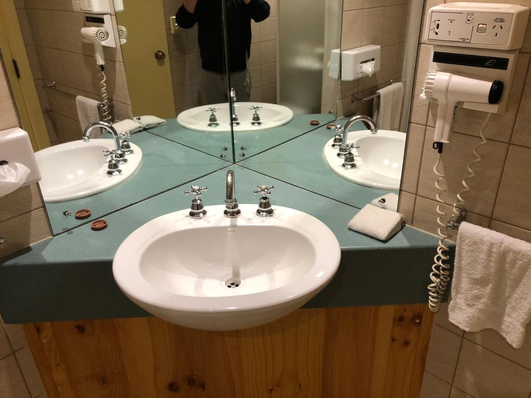 Coonawarra Place Motor Inn Екстериор снимка
