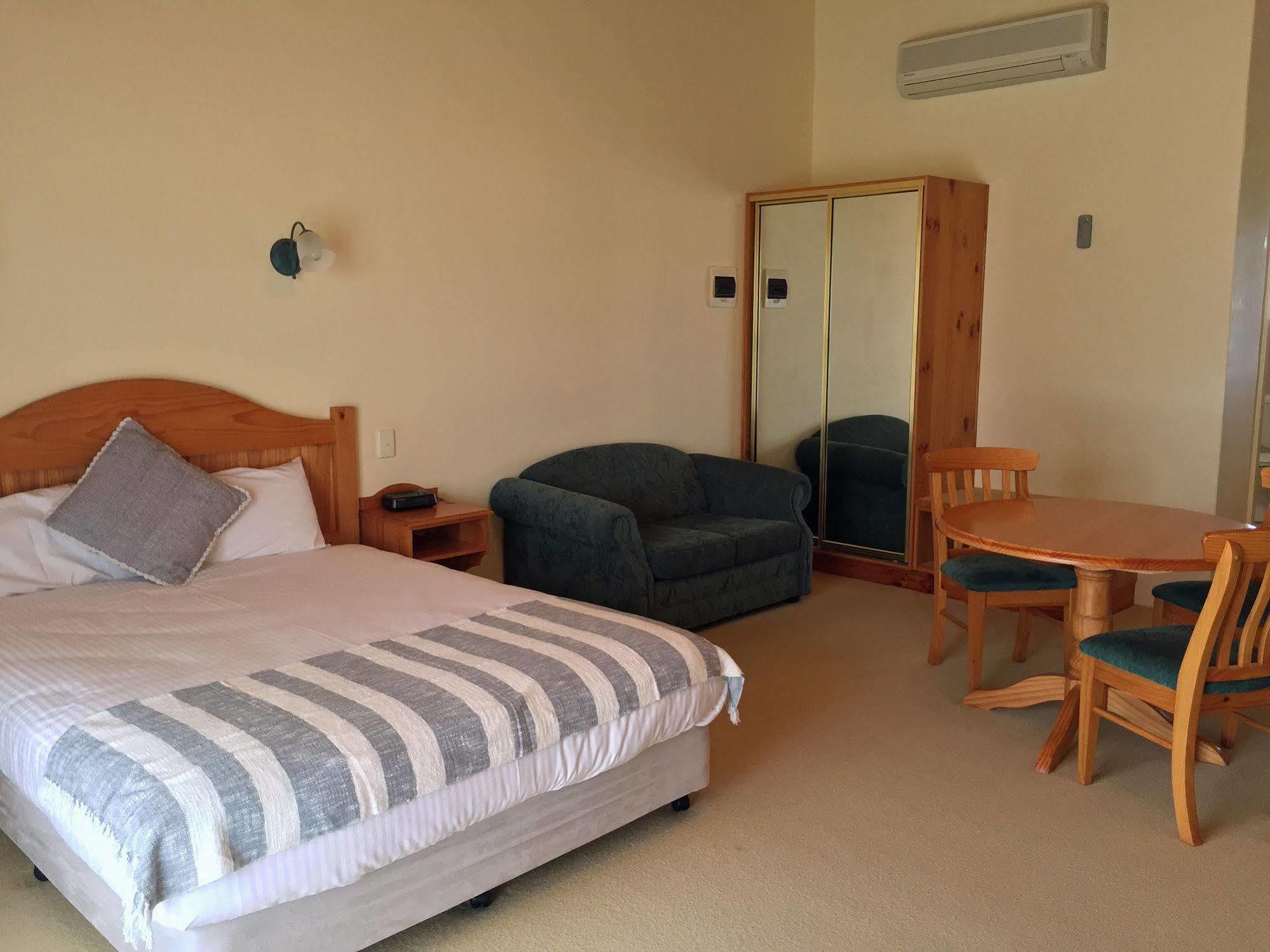 Coonawarra Place Motor Inn Екстериор снимка